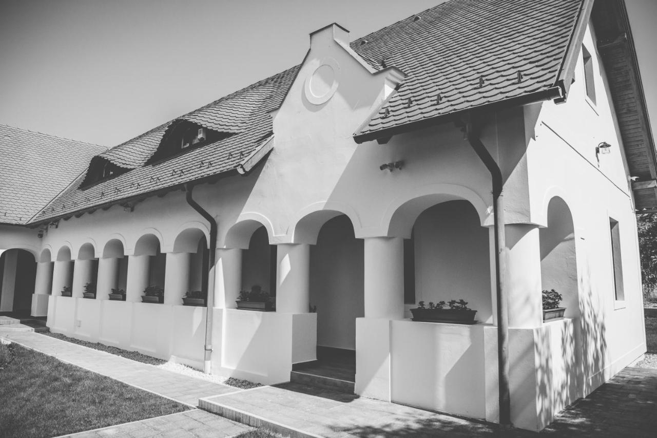 Vitorlas Vendeghaz Revfulop Exterior photo